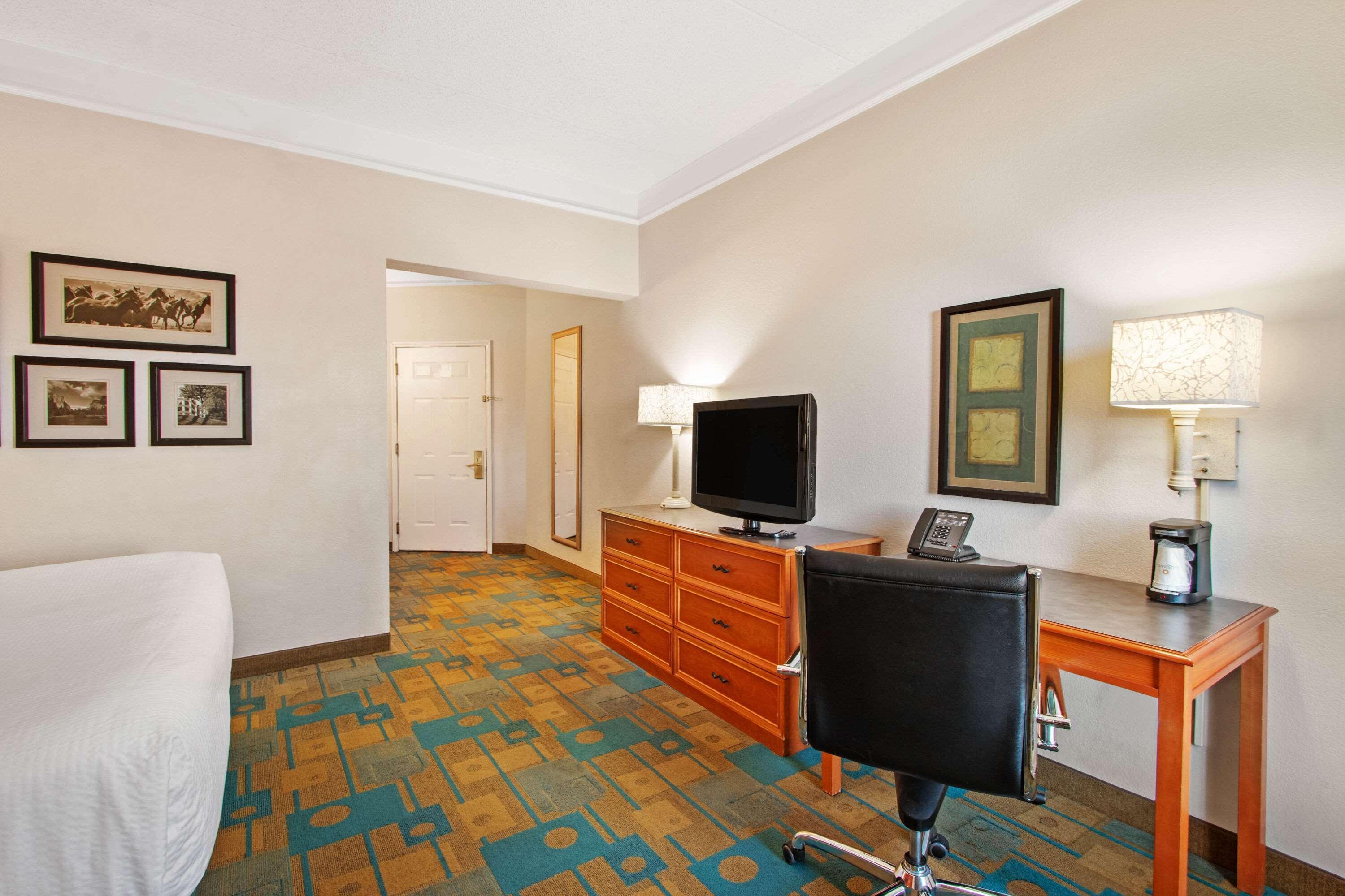 La Quinta By Wyndham Albuquerque West Hotel Buitenkant foto